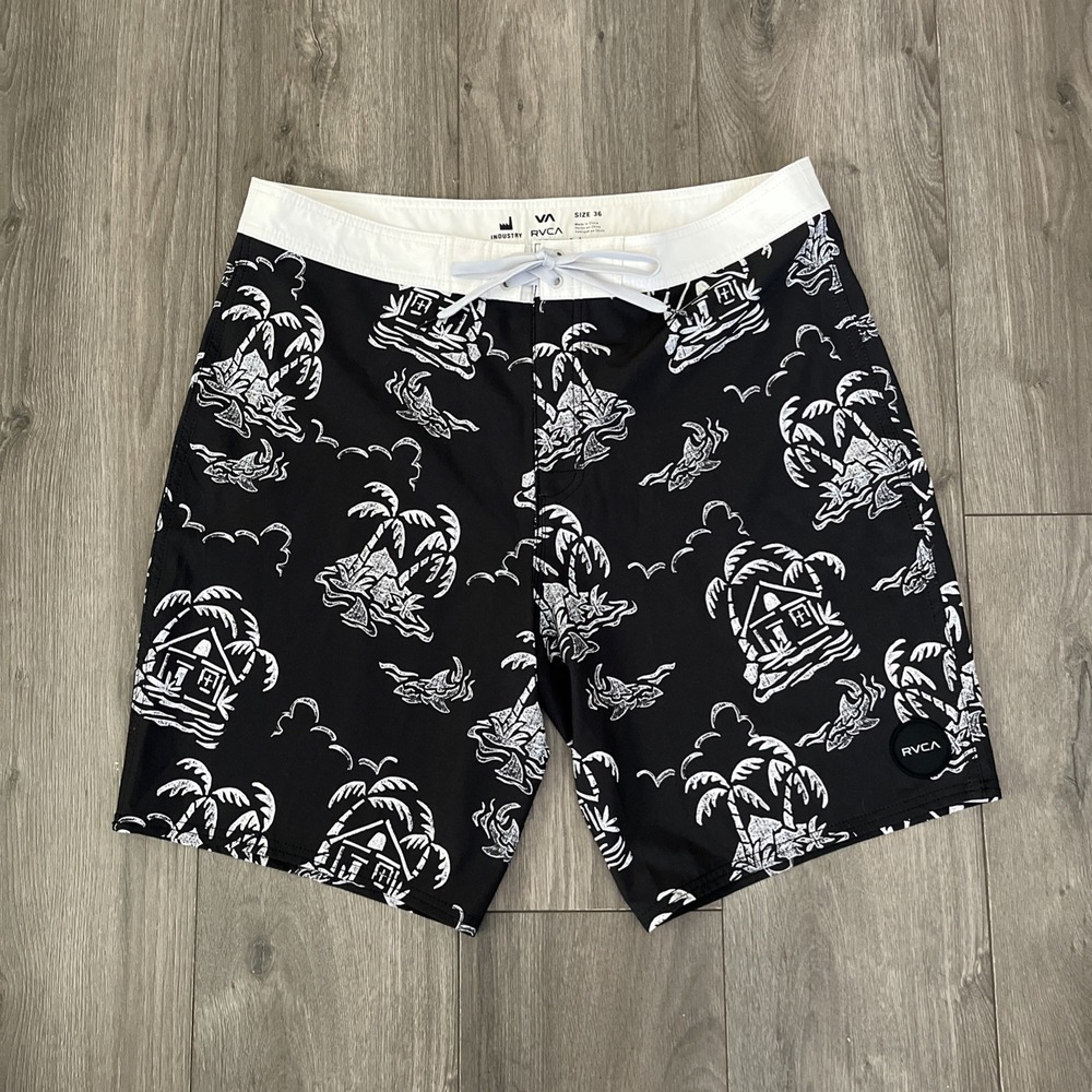 RVCA Boardshorts Mens Sz 36 Black White Island Graphic